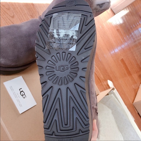 UGG Constantine boots - Picture 3 of 8